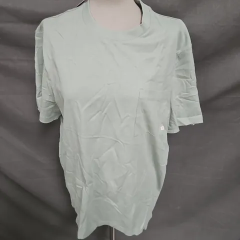 FARAH STACEY POCKET SHORT SLEEVE TEE IN GROVE GREEN SIZE XL
