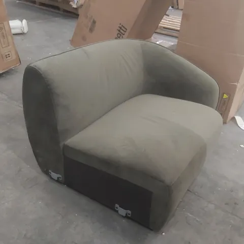 DANETTI VELVET UPHOLSTERED SOFA PIECE