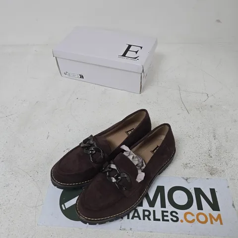 E SHOES BY EMMA ADELINE CHOCOLATE MF – UK 6 LOAFERS