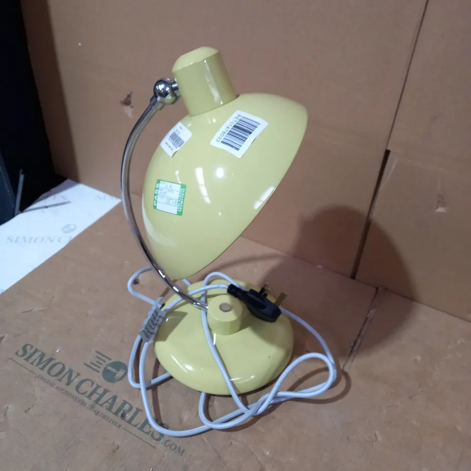 DESIGNER YELLOW/CHROME EFFECT DESK LAMP