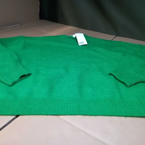 H&M VIBRANT GREEN SOFT KNIT OVERSIZED JUMPER - SMALL