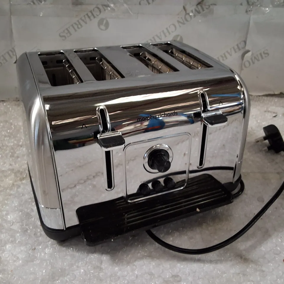 MORPHY RICHARDS 403VENTURE BRUSHED 4 SLICE TOASTER