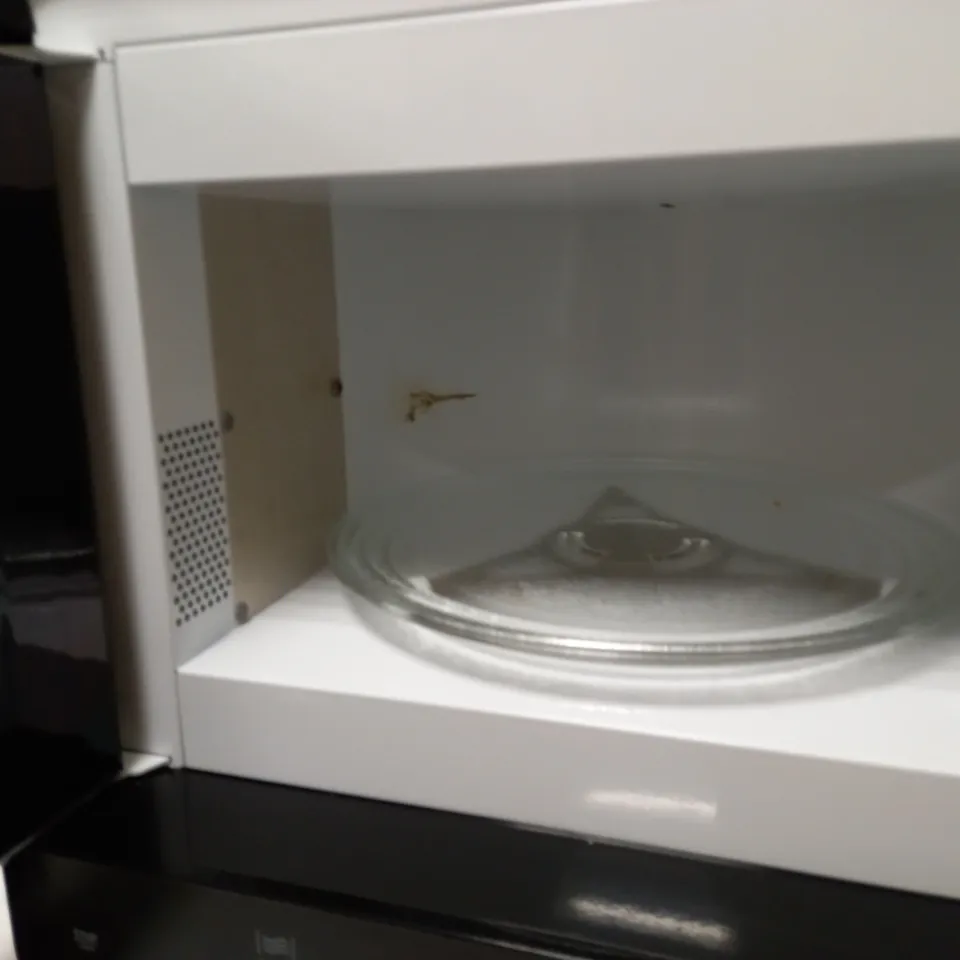 HOTPOINT CURVE MWH 1331 B MICROWAVE WITH TOUCH CONTROLS