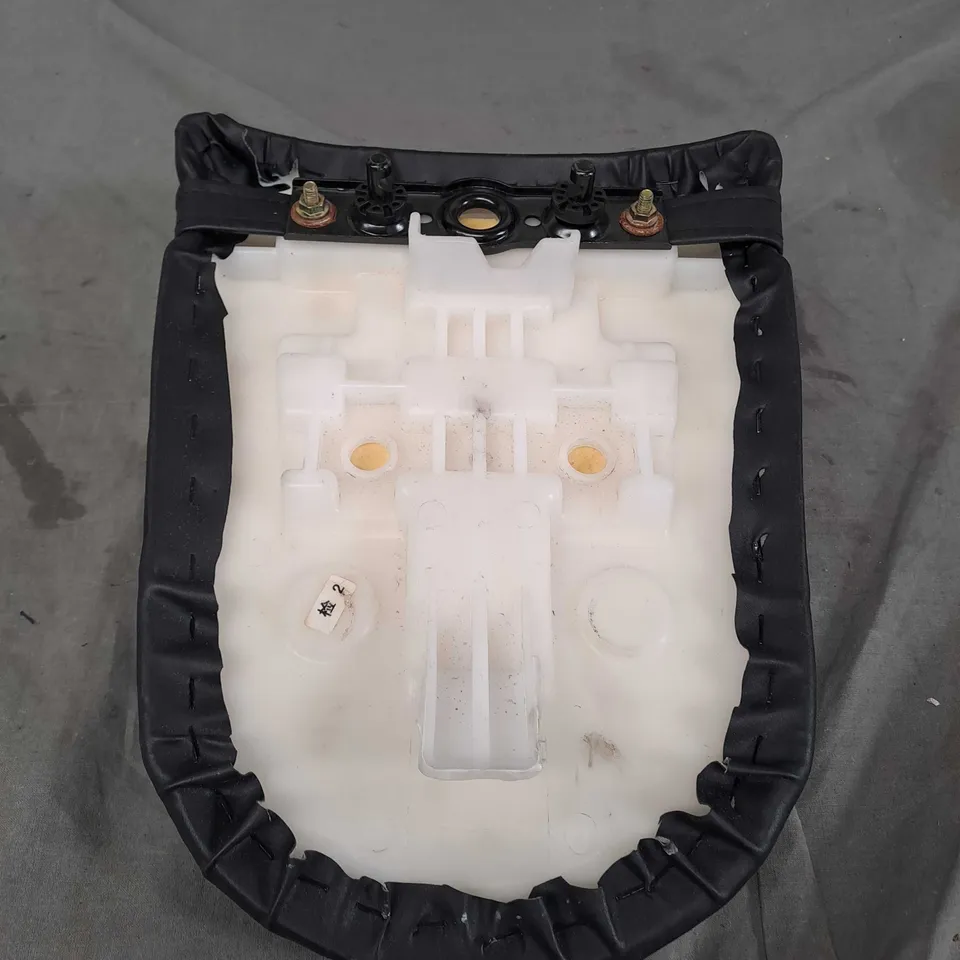 PASSENGER SEAT PED 
