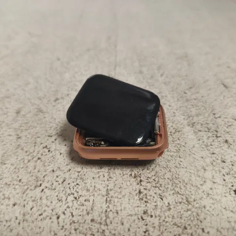 APPLE WATCH SERIES 6 A2375