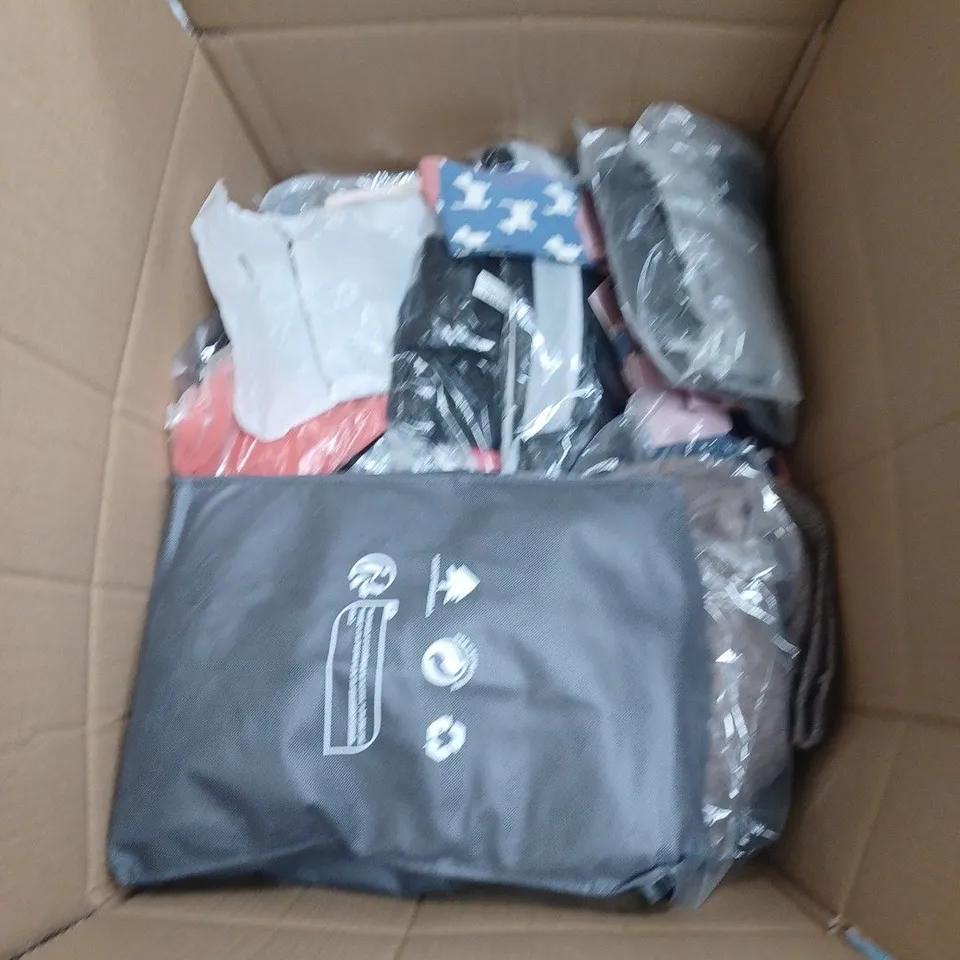 BOX OF ASSORTED CLOTHING ITEMS TO INCLUDE JUMPERS, CARDIGANS, TOPS ETC 