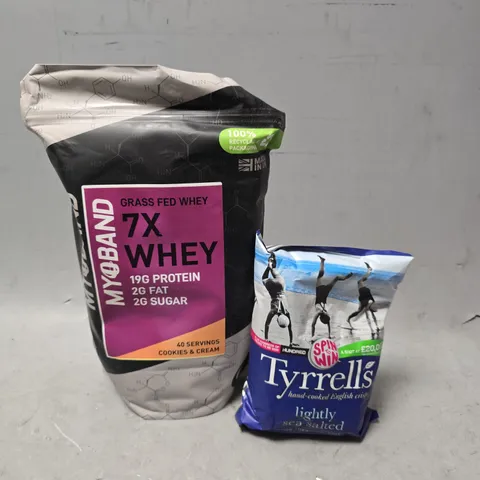 APPROXIMATELY 10 ASSORTED FOOD ITEMS TO INCLUDE - TYRRELLS LIGHT SEA SALTED & MYOBAND 7X WHEY COOKIES & CREAM 