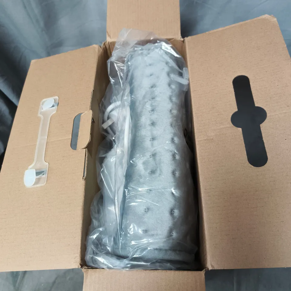 DMD COLLECTIVE ELECTRIC HEATED FOOT WARMER – BOXED