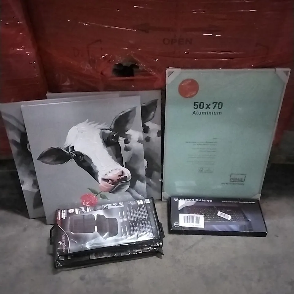 PALLET OF HOUSEHOLD ITEMS TO INCLUDE COW WITH ROSE WRAPPED CANVAS ART,KEYBOARD, SEAT PROTECTORS, PICTURE FRAME AND OTHER ASSORTED ITEMS...