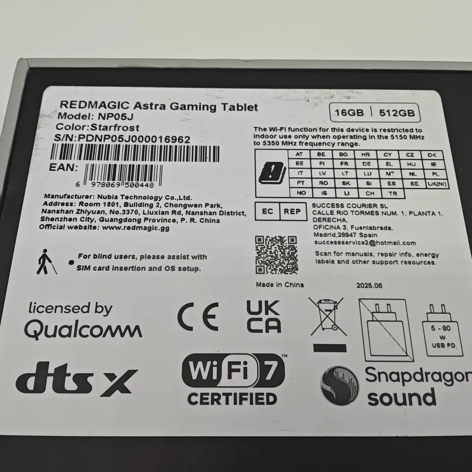BOXED REDMAGIC ASTRA GAMING TABLET IN STAR FROST - NP05J