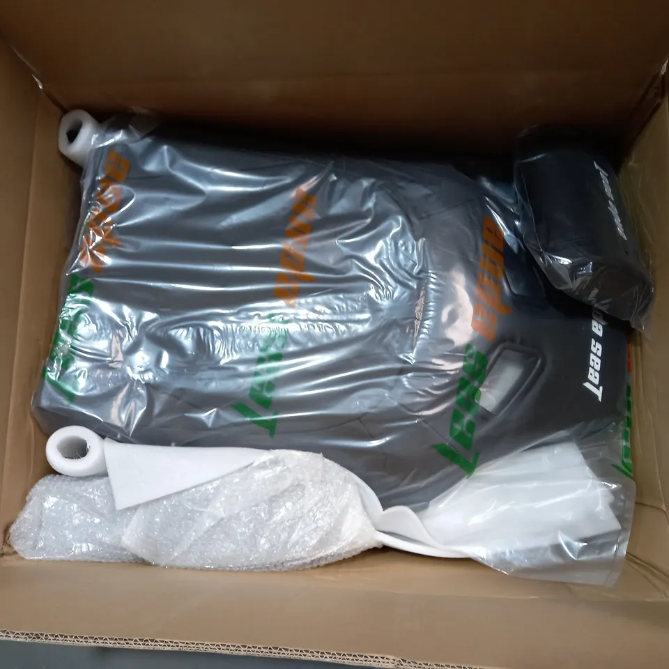 ANDA SEAT DARK DEMON PREMIUM GAMING CHAIR BLACK COLLECTION ONLY  RRP £299.99