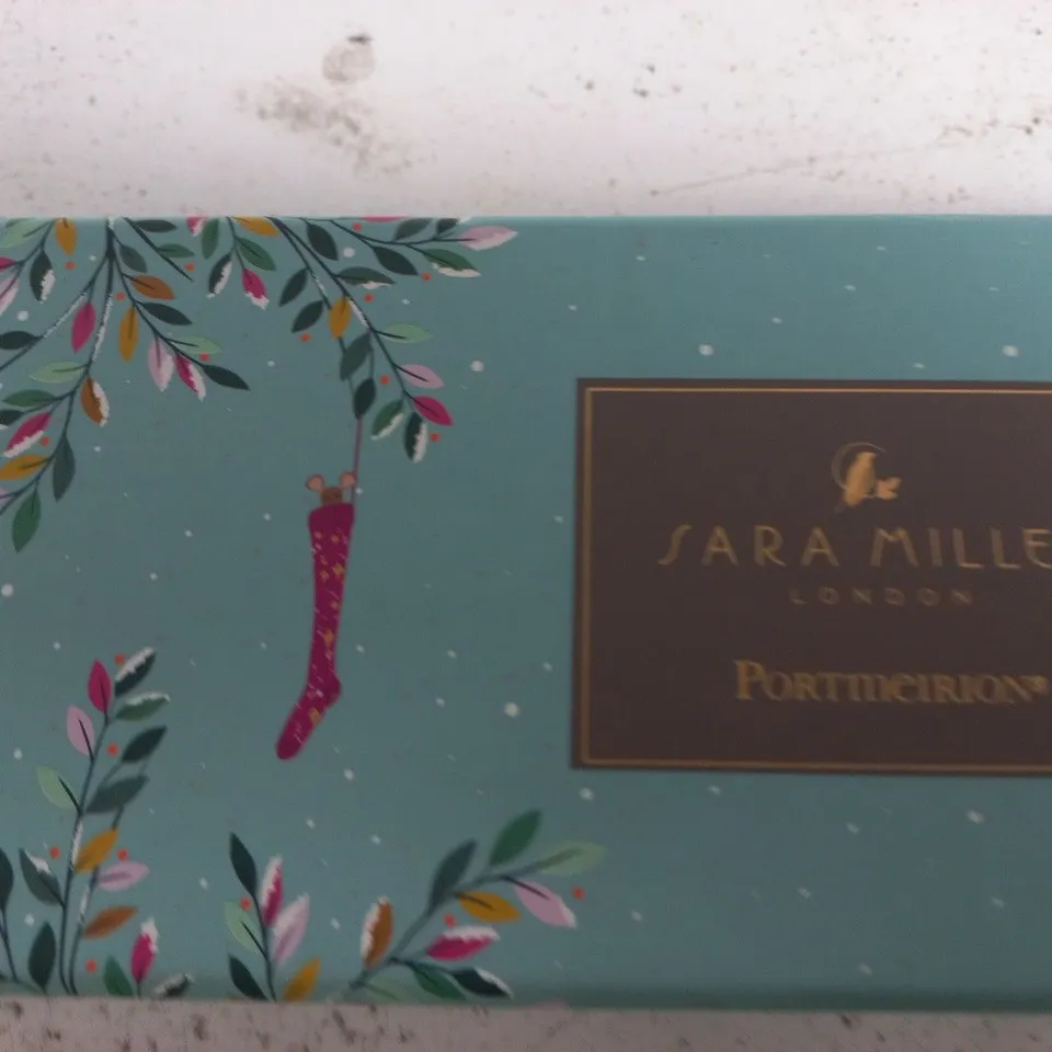 SARA MILLER LONDON PORTMEIRION CAKE SLICE – FLORAL BIRD PATTERN, GOLD BLADE