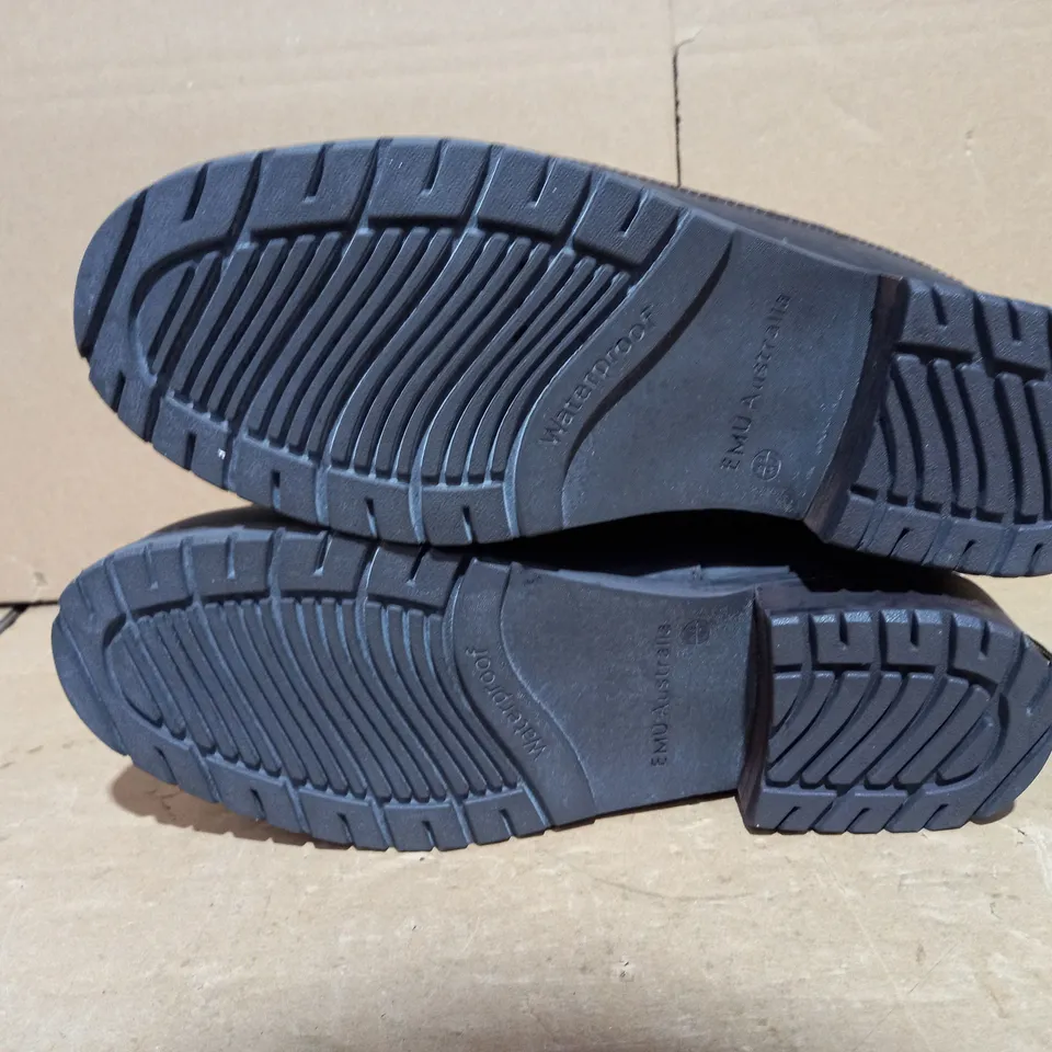 3 SHOES BOXES CONTAINING EMU OKAB WATERPROOF BOOTS SIZE 6 UK