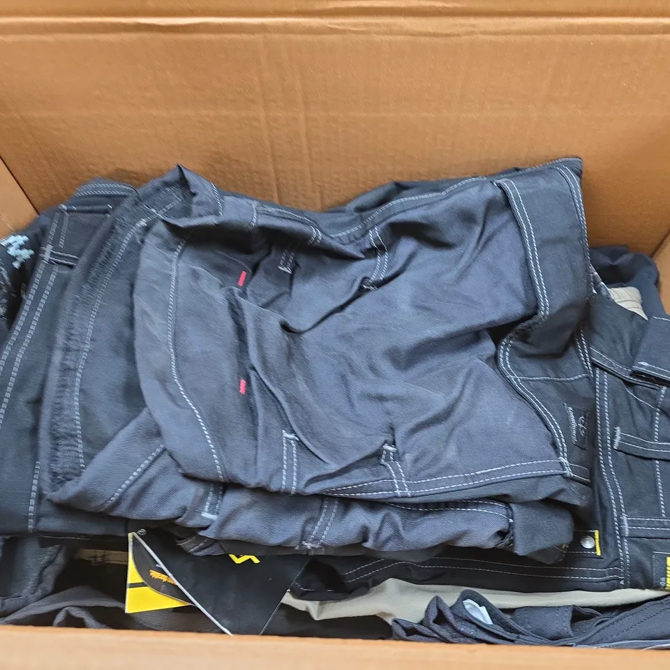 LARGE QUANTITY OF ASSORTED ITEMS TO INCLUDE WORK PANTS & WORK SHORTS IN VARIOUS SIZES  - COLLECTION ONLY