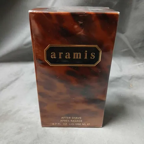 BOXED AND SEALED ARAMIS AFTER SHAVE 200ML
