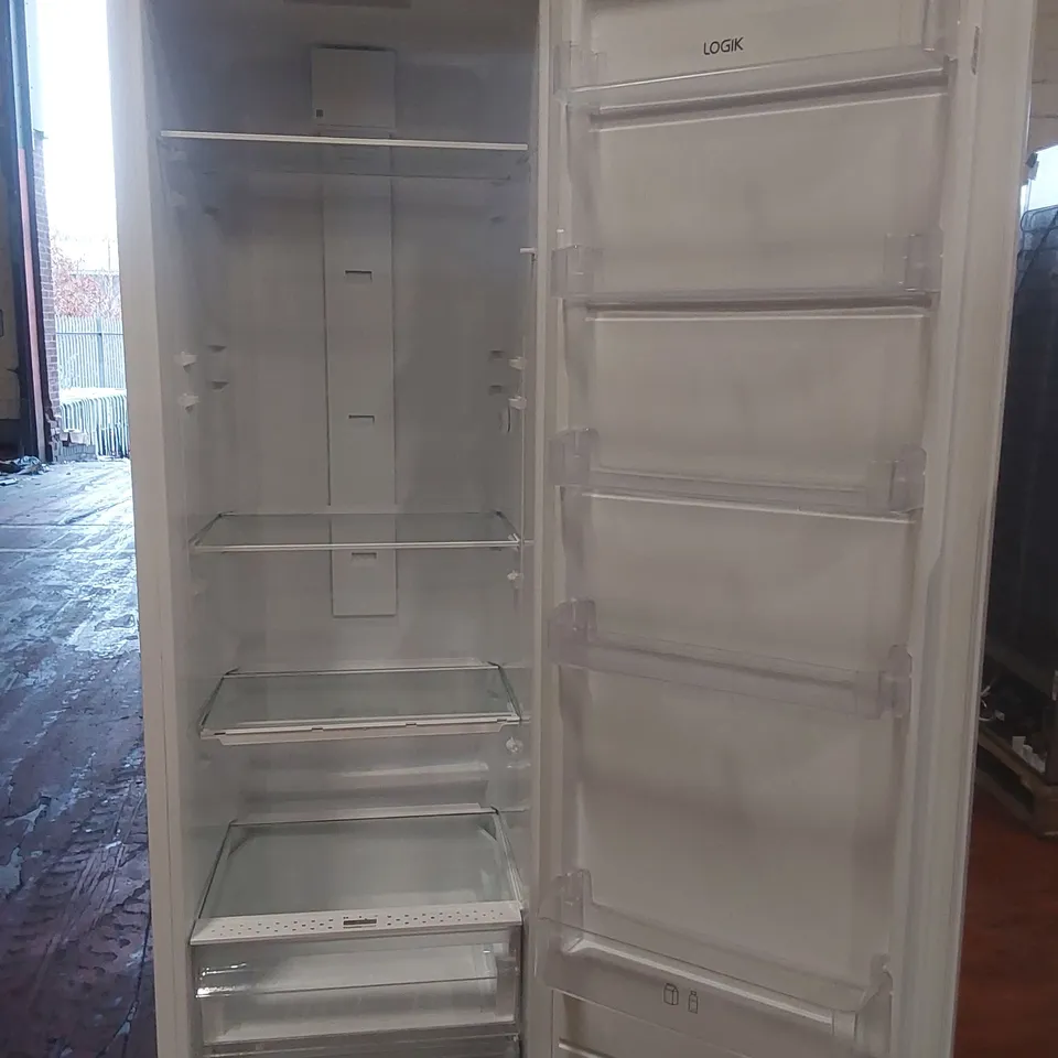 LOGIK LITL54W24 INTEGRATED TALL FRIDGE - SLIDING HINGE