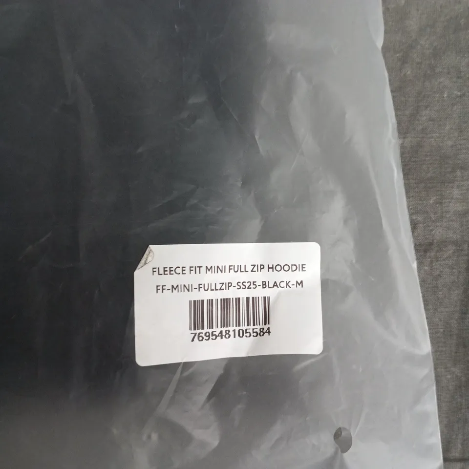 BAGGED FLEECE FIT MINI FULL ZIP HOODIE – BLACK, SIZE M (KIDS)