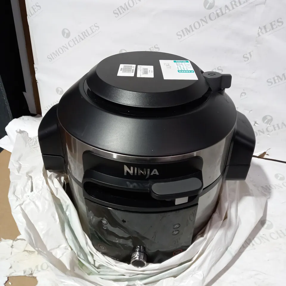 NINJA FOODI 11-IN-1 MULTI-COOKER