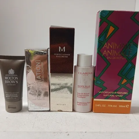 LARGE BOX OF APPROX 20 ASSORTED COSMETIC ITEMS TO INCLUDE CLARINS , GIVENCHY ANF MOLTON BROWN