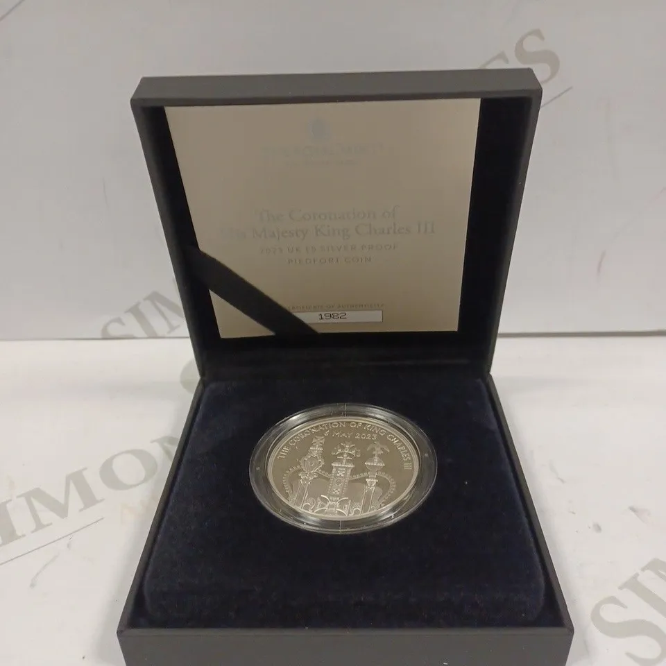 THE ROYAL MINT THE CORONATION OF KING CHARLES III 2023 UK £5 SILVER PROOF PIEDFORT COIN 