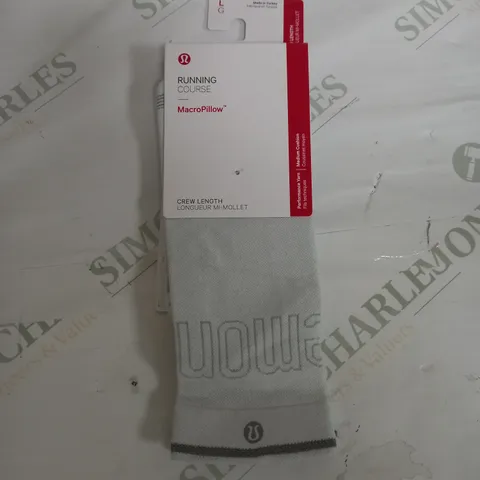 LULULEMON RUNNING COURSE CREW LENGTH SOCKS - LARGE
