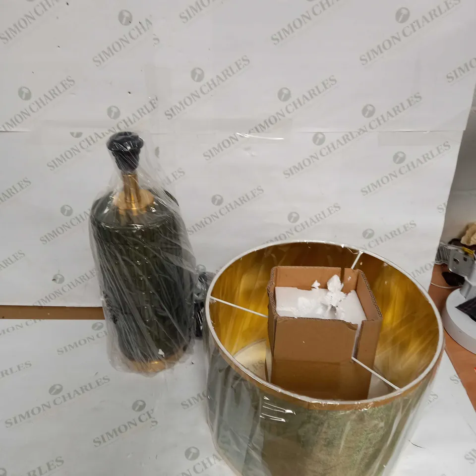 MY HOME STORIES GLASS METALLIC TABLE LAMP