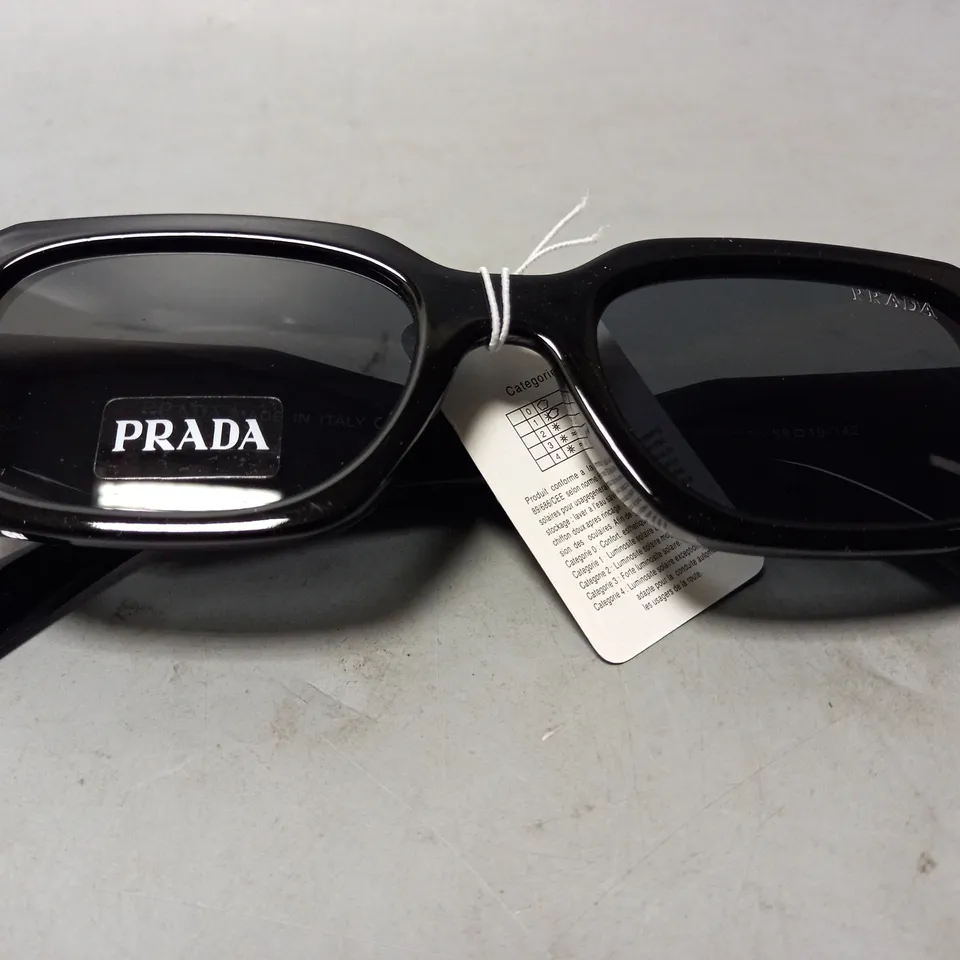 BOXED PRADA 211024 SUNGLASSES