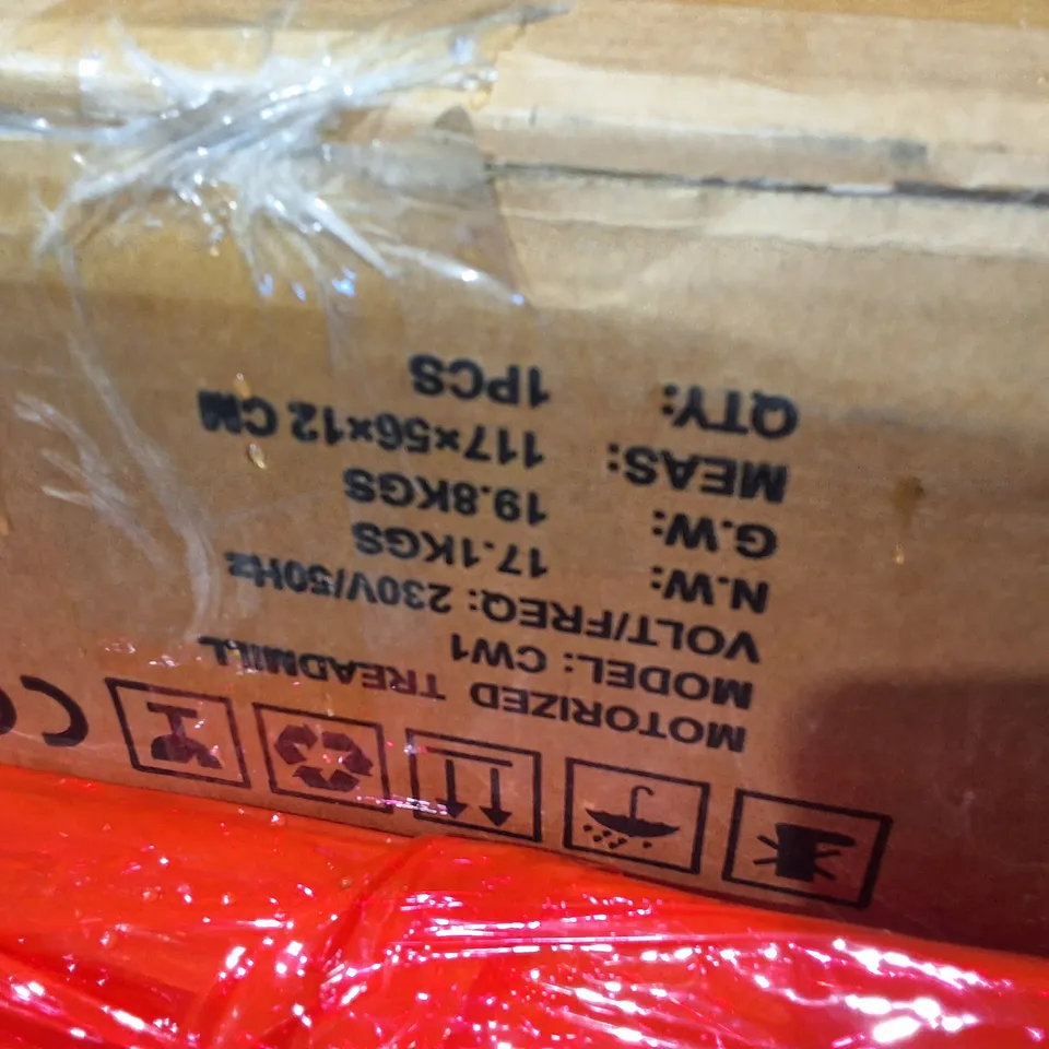 PALLET OF ASSORTED ITEMS TO INCLUDE ALUMINUM LADDERS AND EXERCISE BIKE