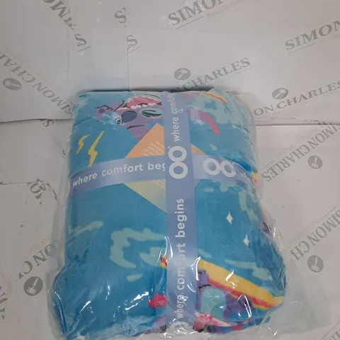 KIDS OODIE OVERSIZED HOODED BLANKET
