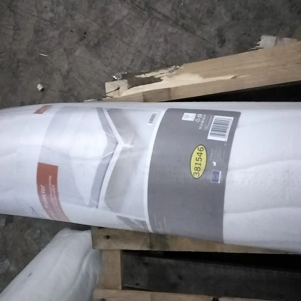 LIVARNO MATTRESS PROTECTOR 135 X 190CM