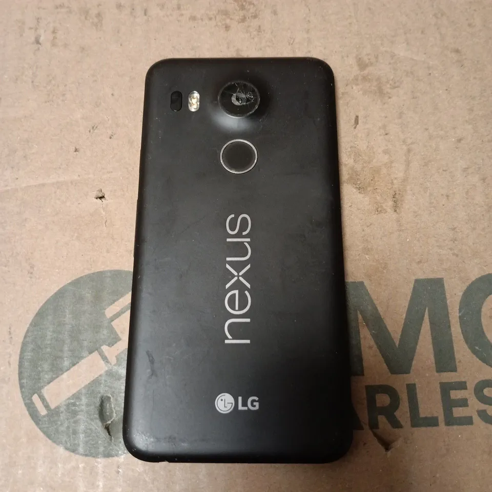 LG NEXUS SMARTPHONE 
