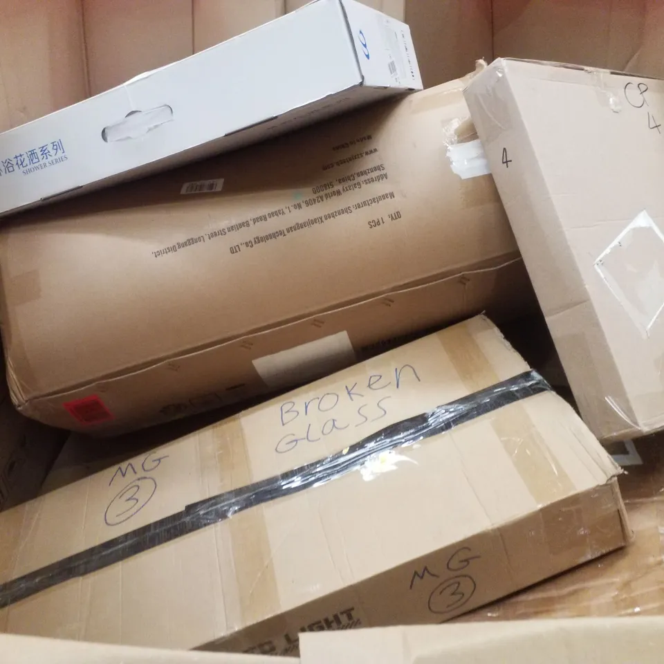 PALLET CONTAINING ASSORTED PRODUCTS INCLUDING ARTIFICIAL FERN TREE, TELESCOPIC LADDER 3.2M, PICTURE FRAMES & COAT RACK WITH SHOE STORAGE