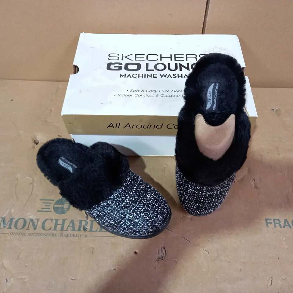 BOXED PAIR OF SKECHERS - SIZE 4