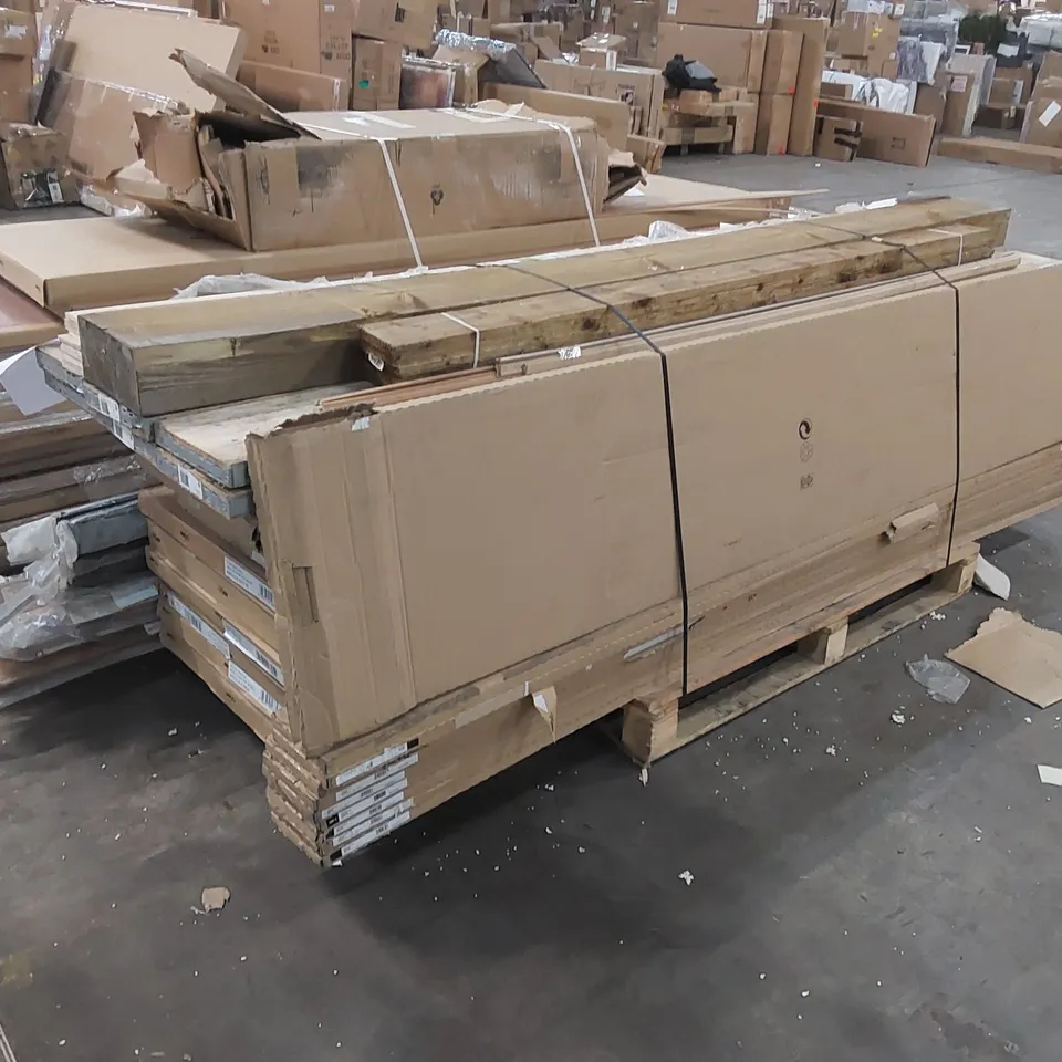 PALLET OF ASSORTED FURNITURE PARTS INCLUDING BEDROOM PANELS ECT