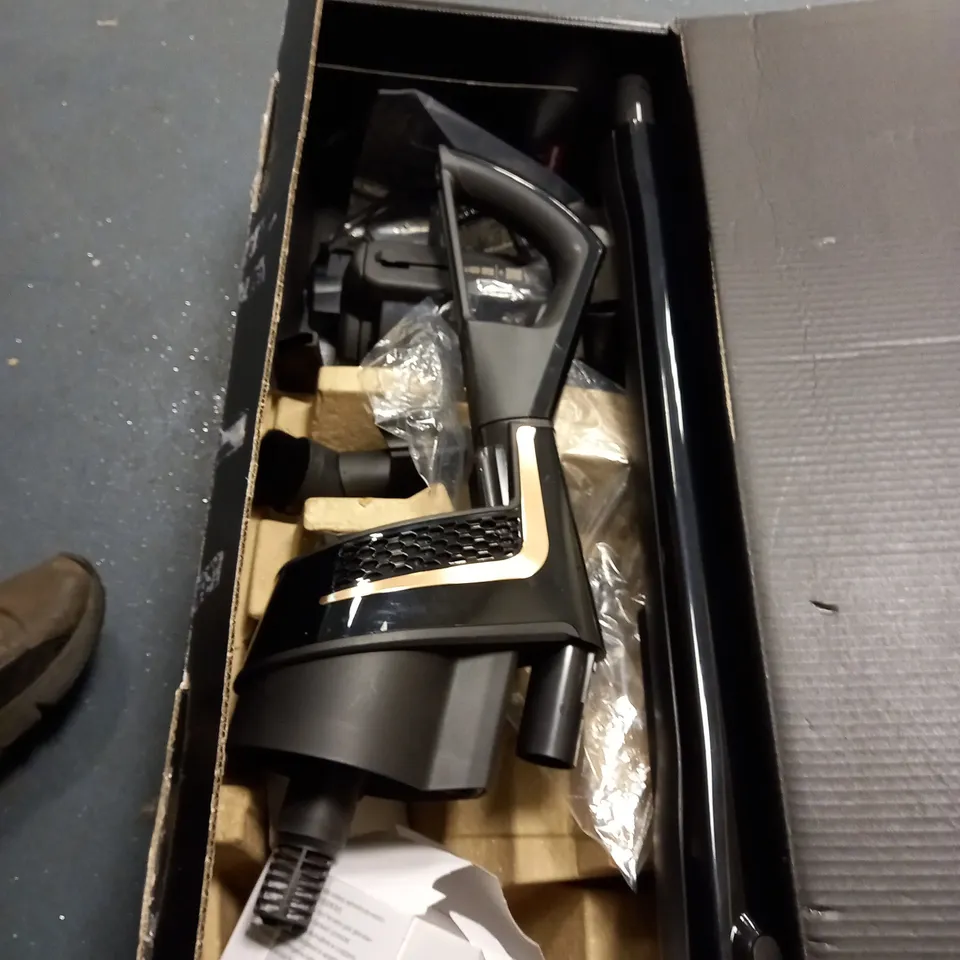 VENGA! POWERFUL CYLINDER BAGLESS VACUUM CLEANER