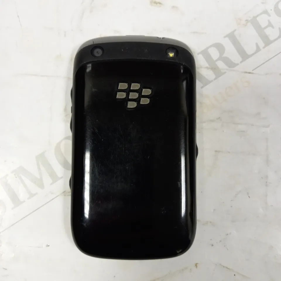 BLACKBERRY 9320 CURVE MOBILE PHONE 