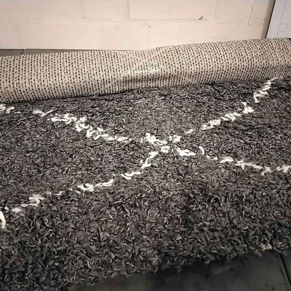 BRAND NEW PACO HOME KALMAR CARPET IN ANTHRACITE - 80X150CM