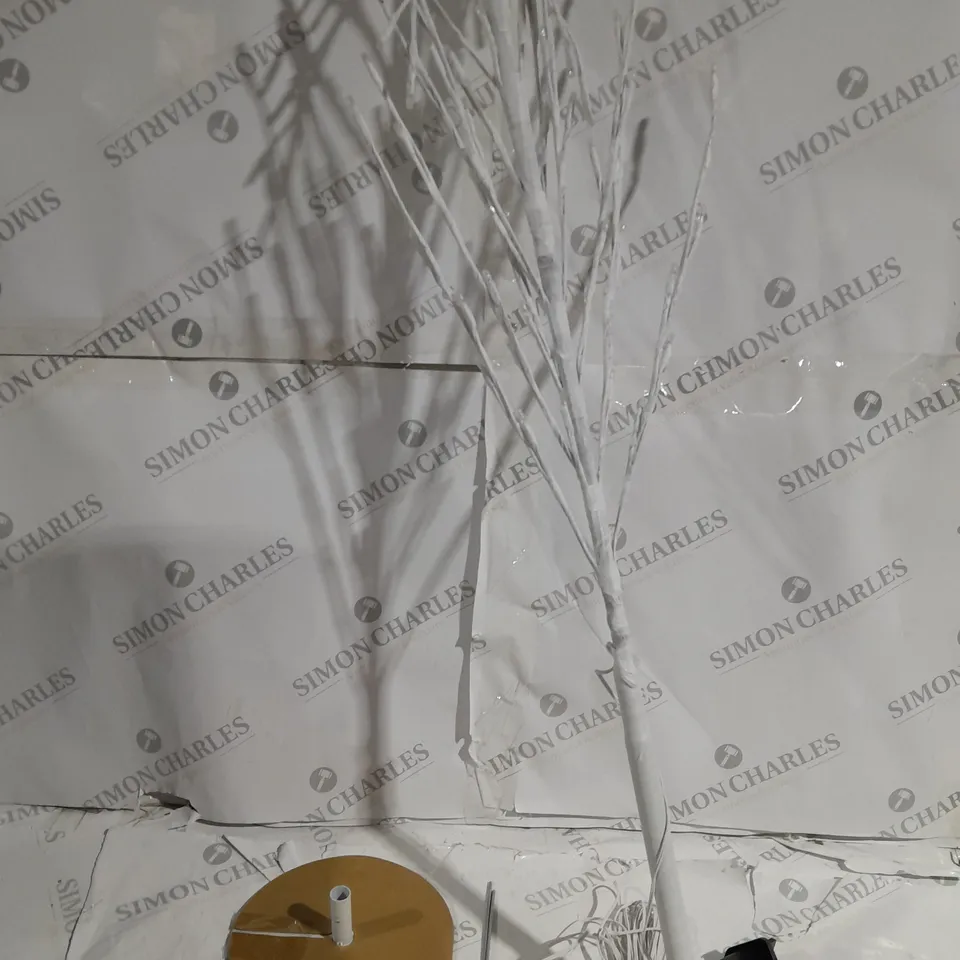 HOME REFLECTIONS PRE-LIT 4FT FLAT TREE - COLLECTION ONLY