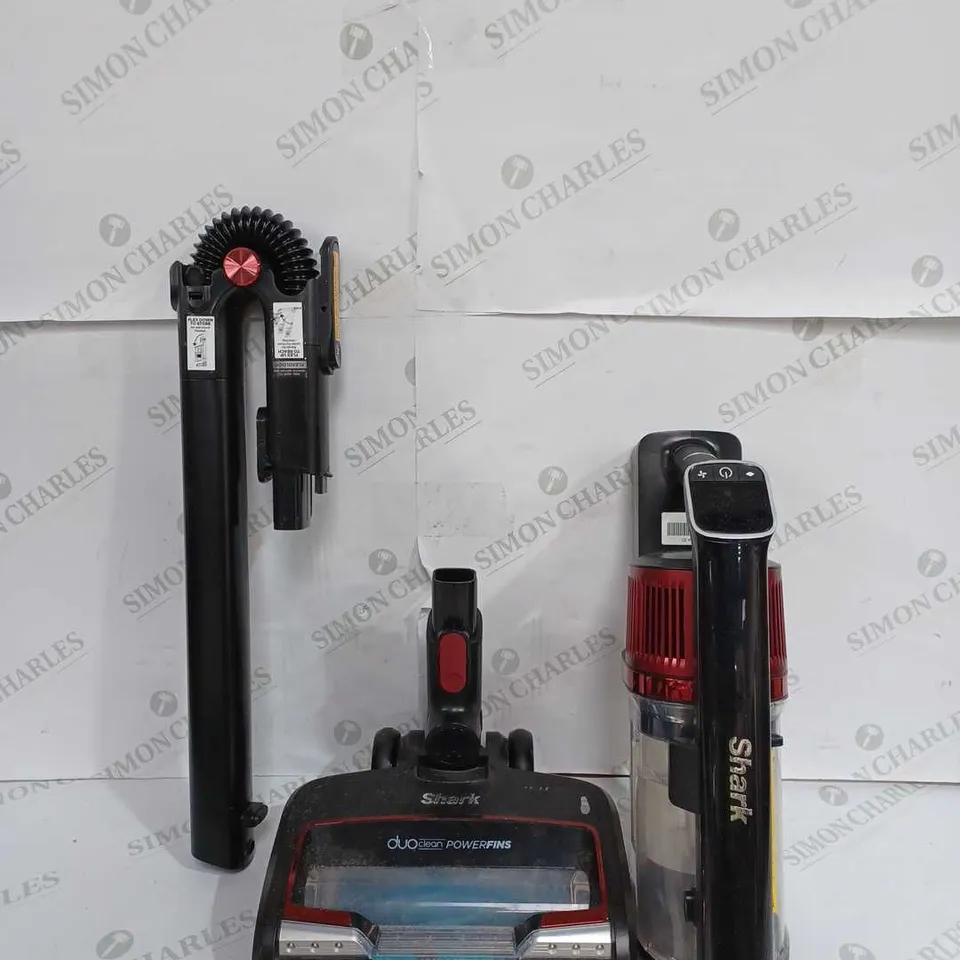 SHARK CORDLESS DUO CLEAN POWERFINS VACUUM 