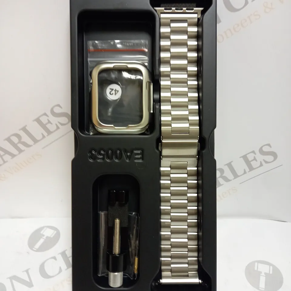 BOXED FULLMOSA APPLE WATCH STAINLESS STEEL STRAP