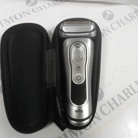 BRAUN SERTIES 9 WET & DRY