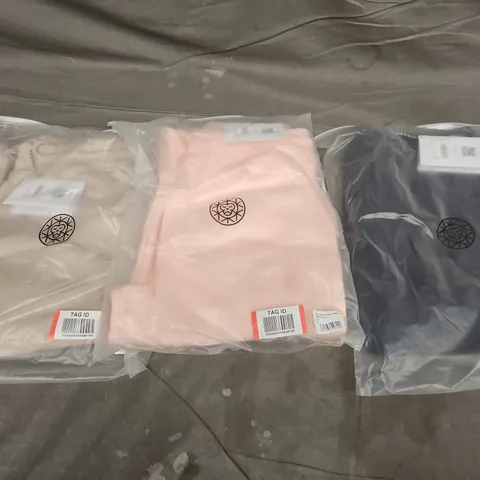 APPROXIMATELY 18 ASSORTED BAGGED UNISEX BRASS MONKEY & GET YOUT COLD ON JOGGERS IN VARIOUS SIZES TO INCLUDE COLOURS SUCH AS NAVY, CLAY, PINK, ETC