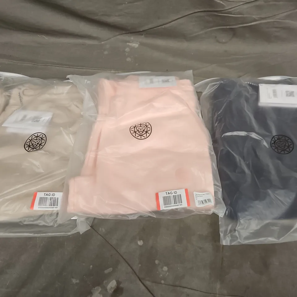 APPROXIMATELY 18 ASSORTED BAGGED UNISEX BRASS MONKEY & GET YOUT COLD ON JOGGERS IN VARIOUS SIZES TO INCLUDE COLOURS SUCH AS NAVY, CLAY, PINK, ETC