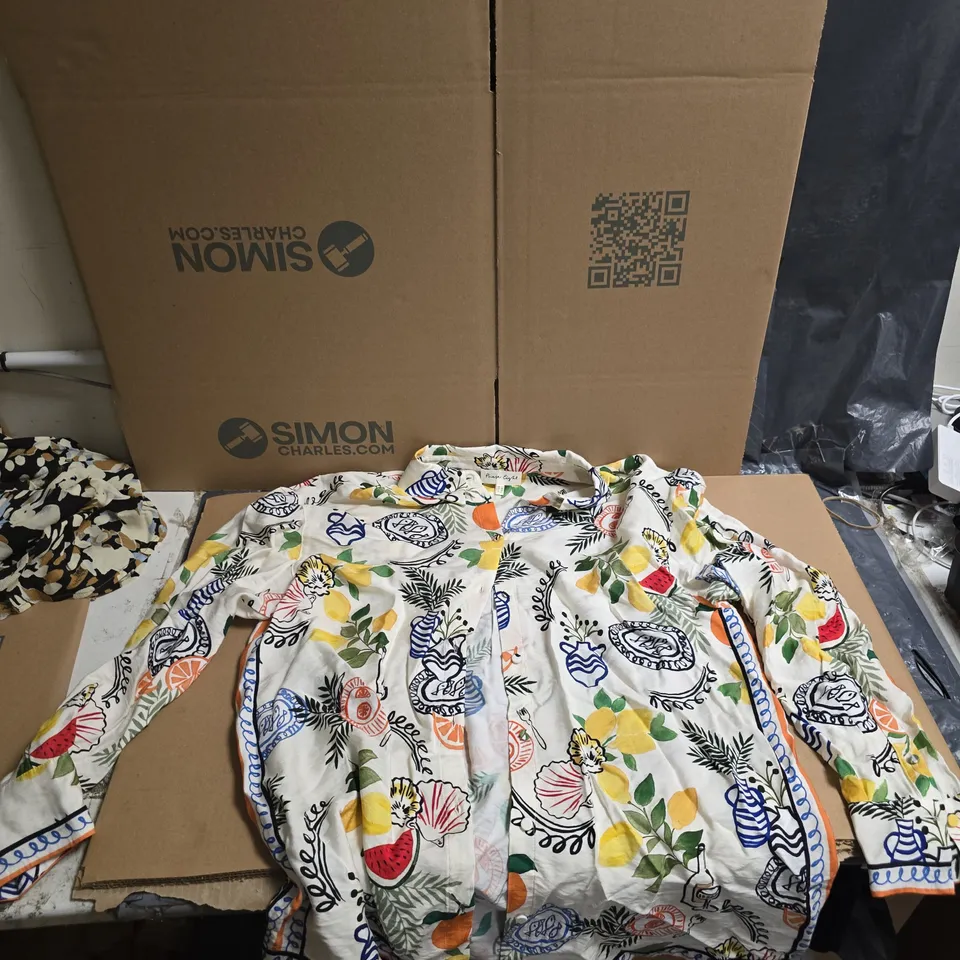 PHASE EIGHT FLORAL PRINT SHIRT – UK 12