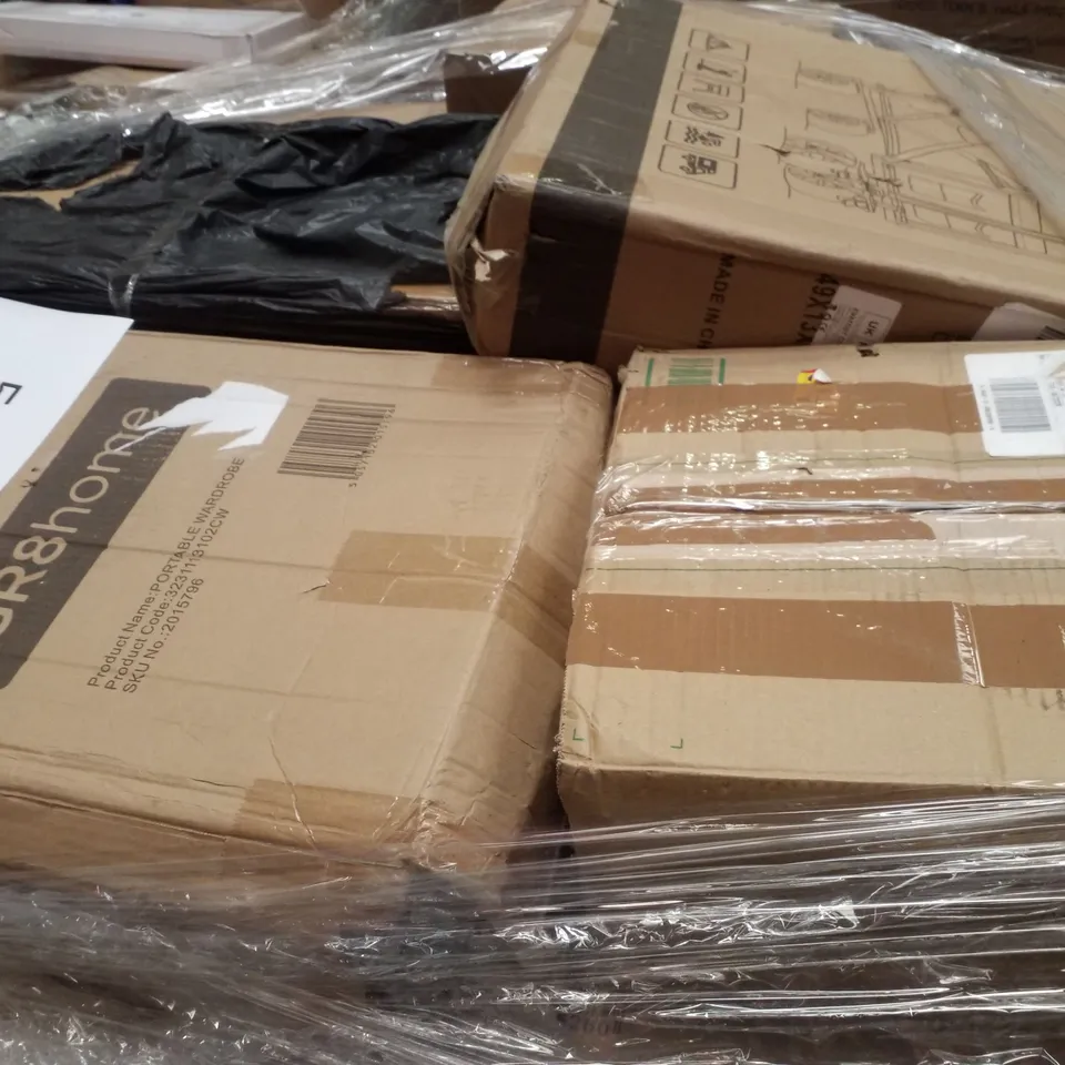 PALLET CONTAINING ASSORTED PRODUCTS INCLUDING STAND MIXER, CAMPING WAGON, COLLAPSIBLE STORAGE BINS & 4.5L CHAFING DISH
