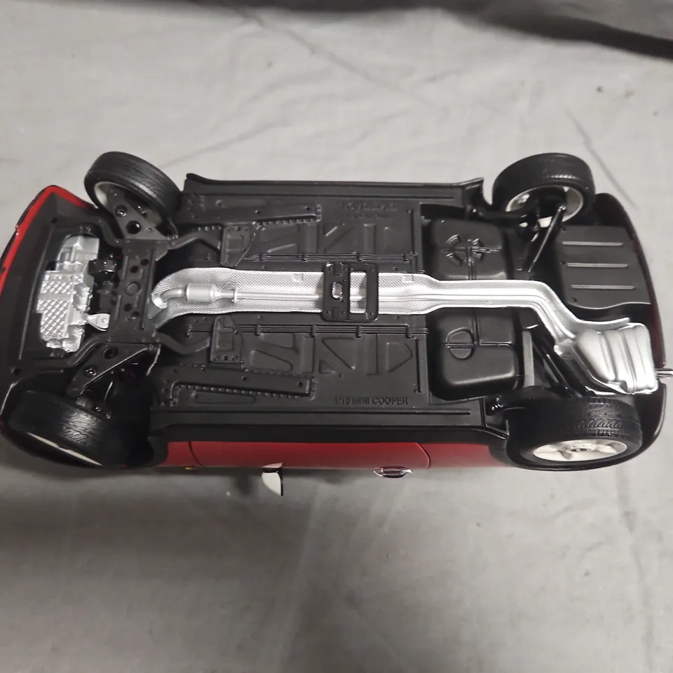 MINI COOPER DIE-CAST MODEL CAR, RED WITH WHITE ROOF – BOXED