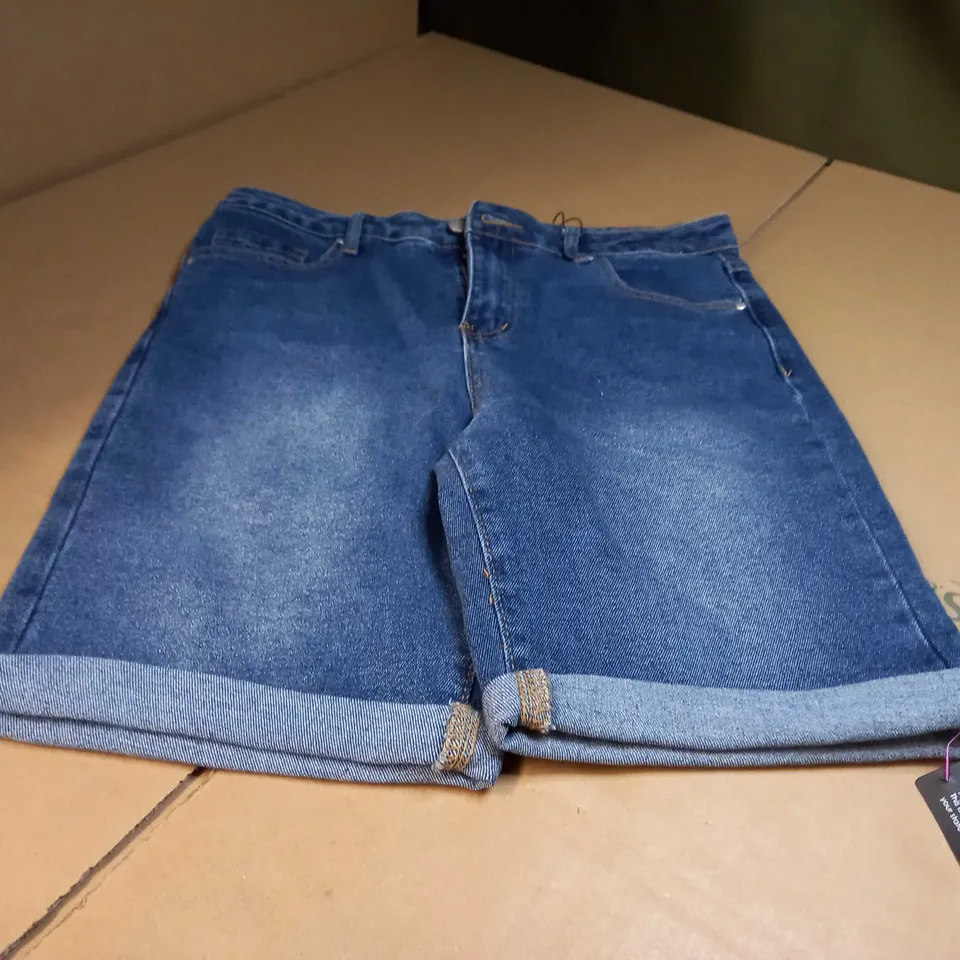 ROMAN BLUE DENIM SHORTS - SIZE 10