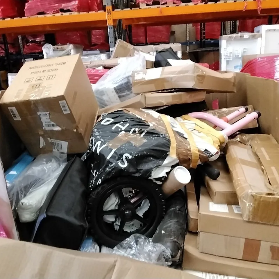 PALLET OF ASSORTED ITEMS TO INCLUDE: HEATED PILLOW, SPEAKER STANDS, TUMBLE TOWER, WIRELESS KEYBOARD & MOUSE SET, COMFORT CUSHION, GAMING MOUSE PAD ECT