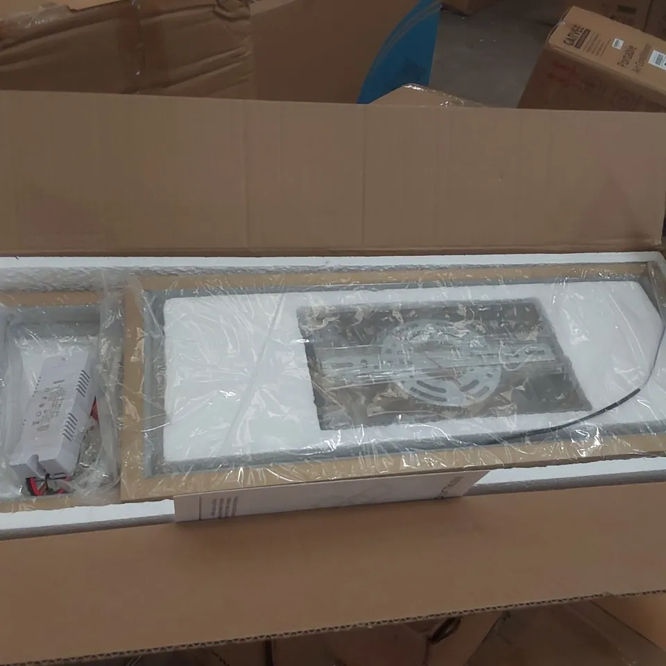 BOXED CEILING LIGHT 
