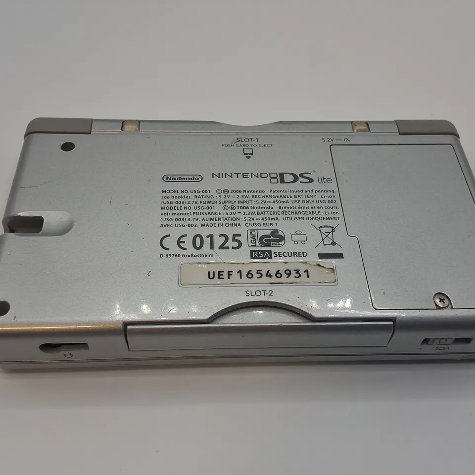 UNBOXED NINTENDO DS LITE IN SILVER - USG 001